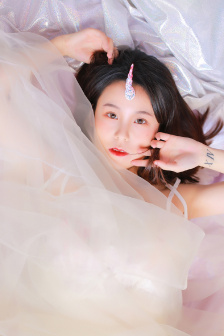 韩国女明星被潜规则